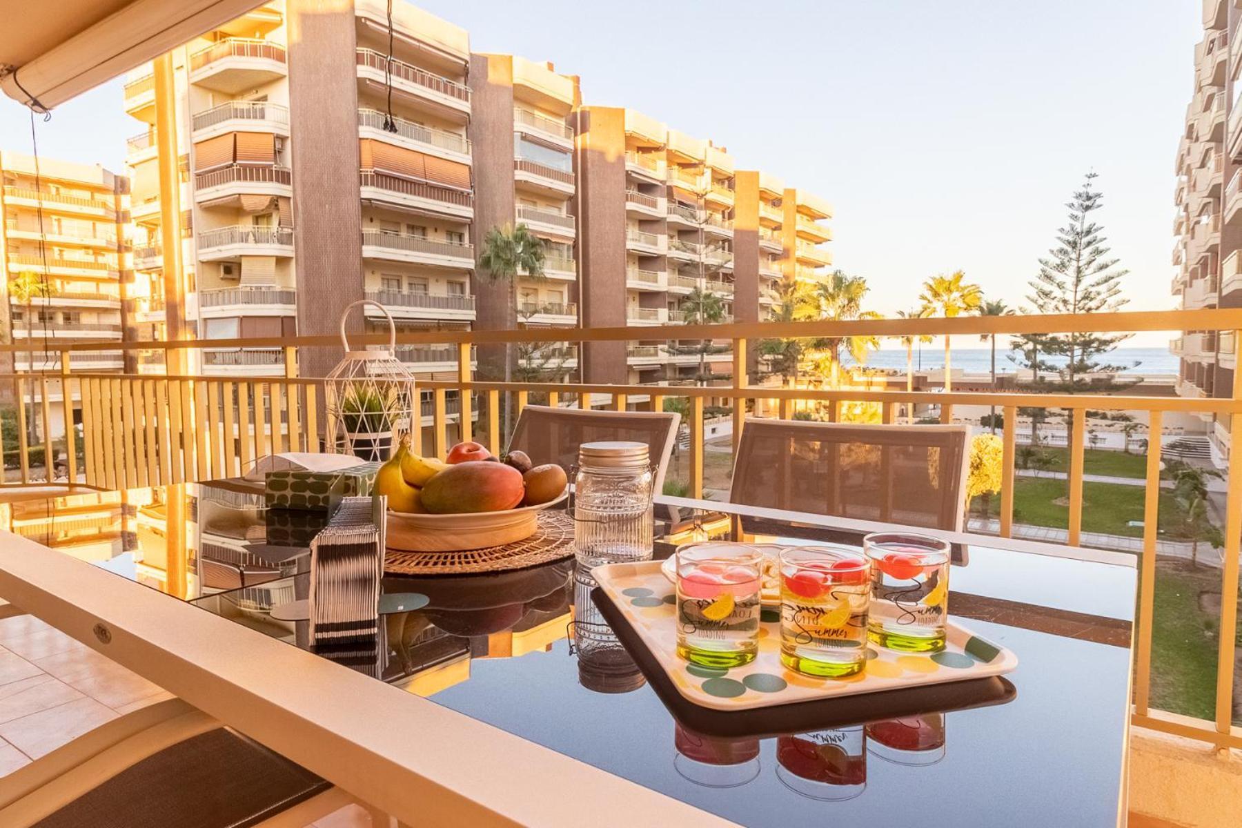 Apartamento Sofia Fuengirola Vistas Al Mar Atardeceres Magicos Екстер'єр фото